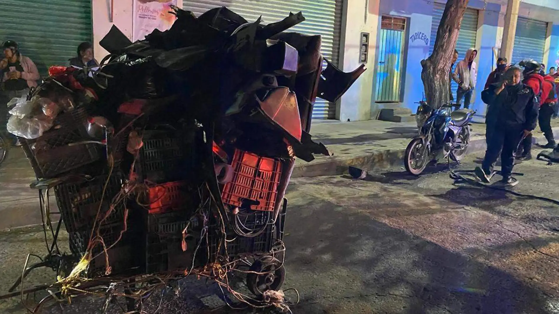 CHOQUE MOTO VS DIABLO EN TEHUACAN